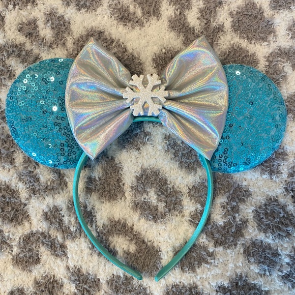Disney Minnie Ears Elsa inspired - Picture 4 of 7